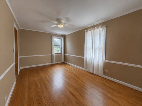 Tiny photo for 5937 N Medina Avenue, Chicago, IL 60646 (MLS # 12721186)