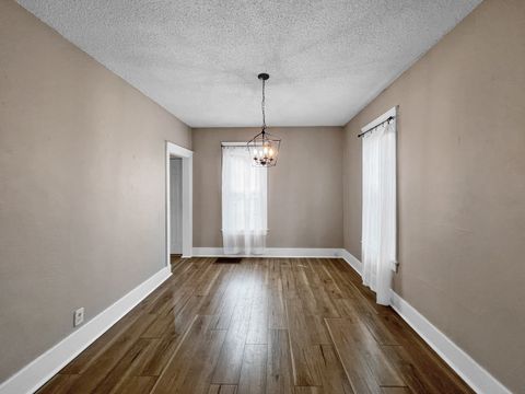 Tiny photo for 703 W Cottonwood Street, Freeport, IL 61032 (MLS # 12459289)