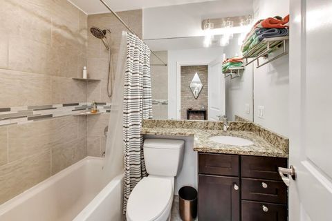 Tiny photo for 1435 W Rosemont Avenue #3E, Chicago, IL 60660 (MLS # 12608000)