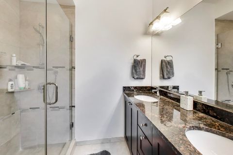 Tiny photo for 1435 W Rosemont Avenue #3E, Chicago, IL 60660 (MLS # 12608000)