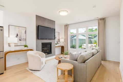 Tiny photo for 1118 Pitner Avenue, Evanston, IL 60202 (MLS # 12729539)