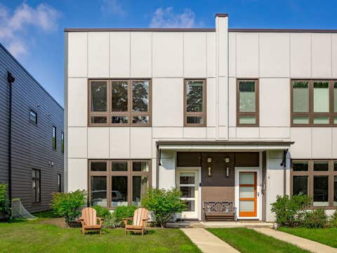 Photo of 1118 Pitner Avenue, Evanston, IL 60202 (MLS # 12729539)