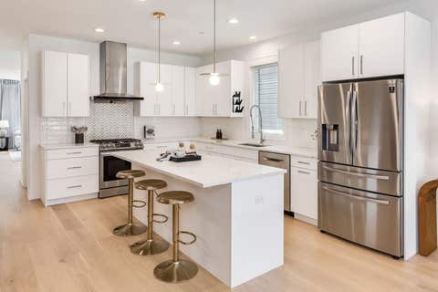 Tiny photo for 1118 Pitner Avenue, Evanston, IL 60202 (MLS # 12729539)