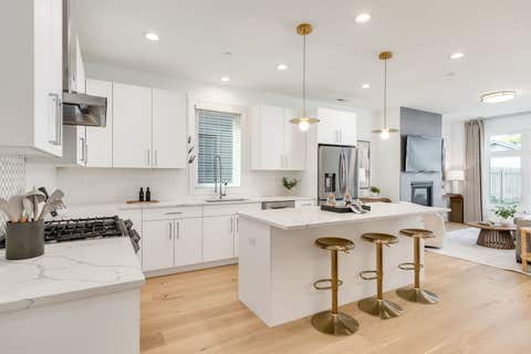 Tiny photo for 1118 Pitner Avenue, Evanston, IL 60202 (MLS # 12729539)