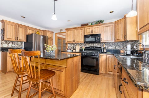 Tiny photo for 19303 Kevin Avenue, Mokena, IL 60448 (MLS # 12712731)
