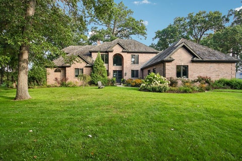 Photo of Libertyville, IL 60048 (MLS # 12774377)
