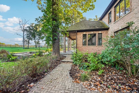 Tiny photo for Libertyville, IL 60048 (MLS # 12774377)