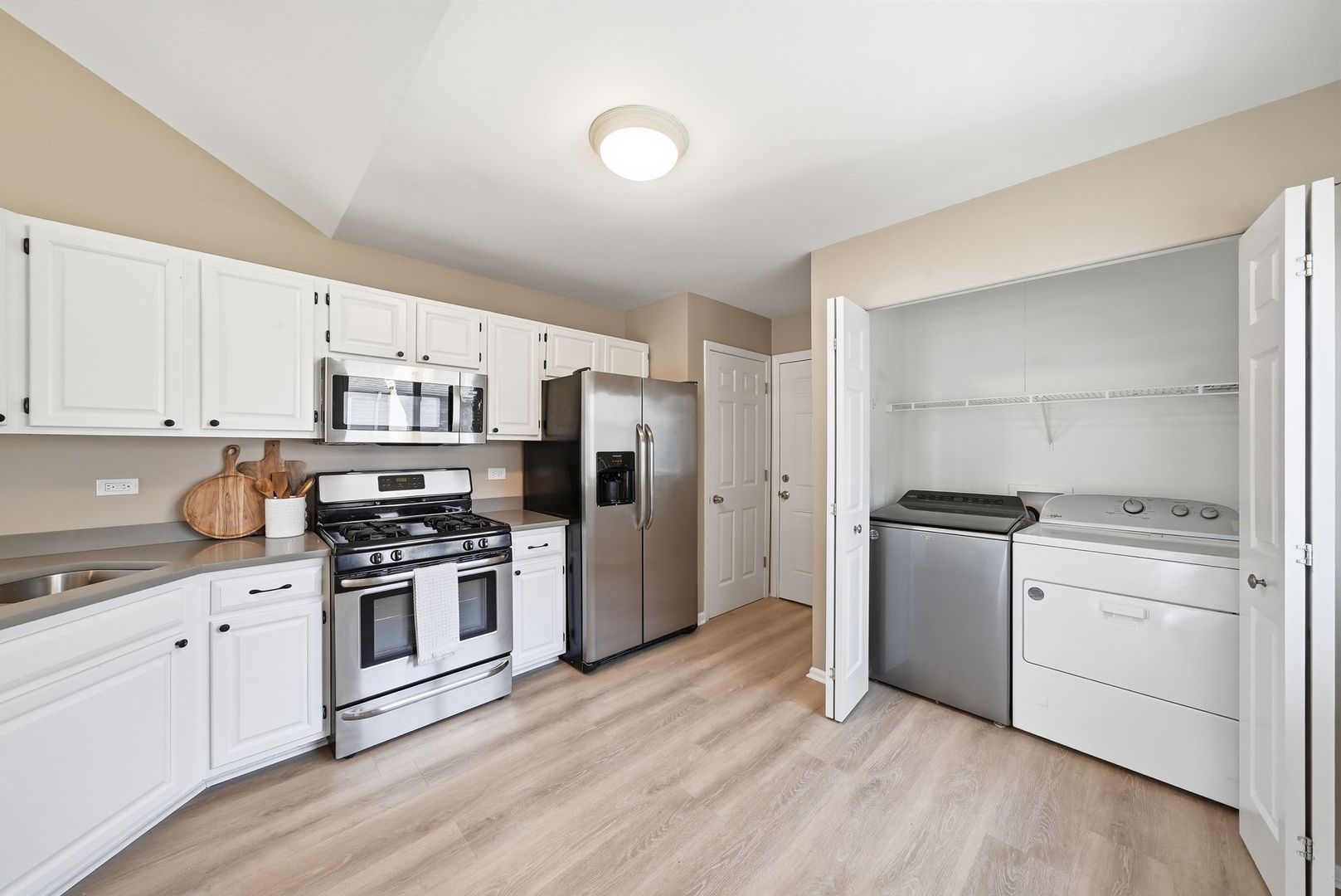 4314 River Glen Drive