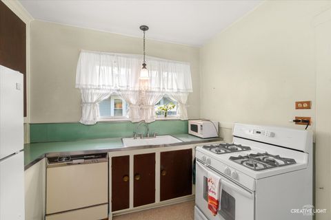 Tiny photo for 343 S Wisconsin Avenue, Villa Park, IL 60181 (MLS # 12494934)