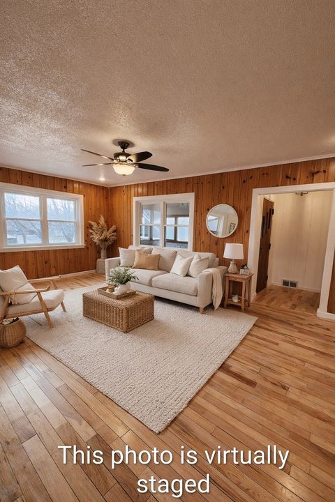 Tiny photo for 3525 Fair Avenue, Davenport, IA 52806 (MLS # 12583249)