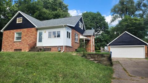 Tiny photo for 3525 Fair Avenue, Davenport, IA 52806 (MLS # 12583249)