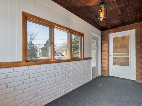 Tiny photo for 3525 Fair Avenue, Davenport, IA 52806 (MLS # 12583249)