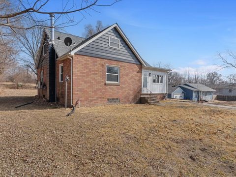 Tiny photo for 3525 Fair Avenue, Davenport, IA 52806 (MLS # 12583249)