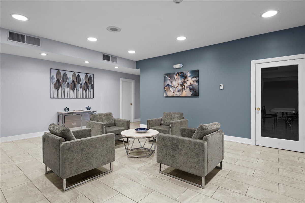 1795 Lake Cook Road 207