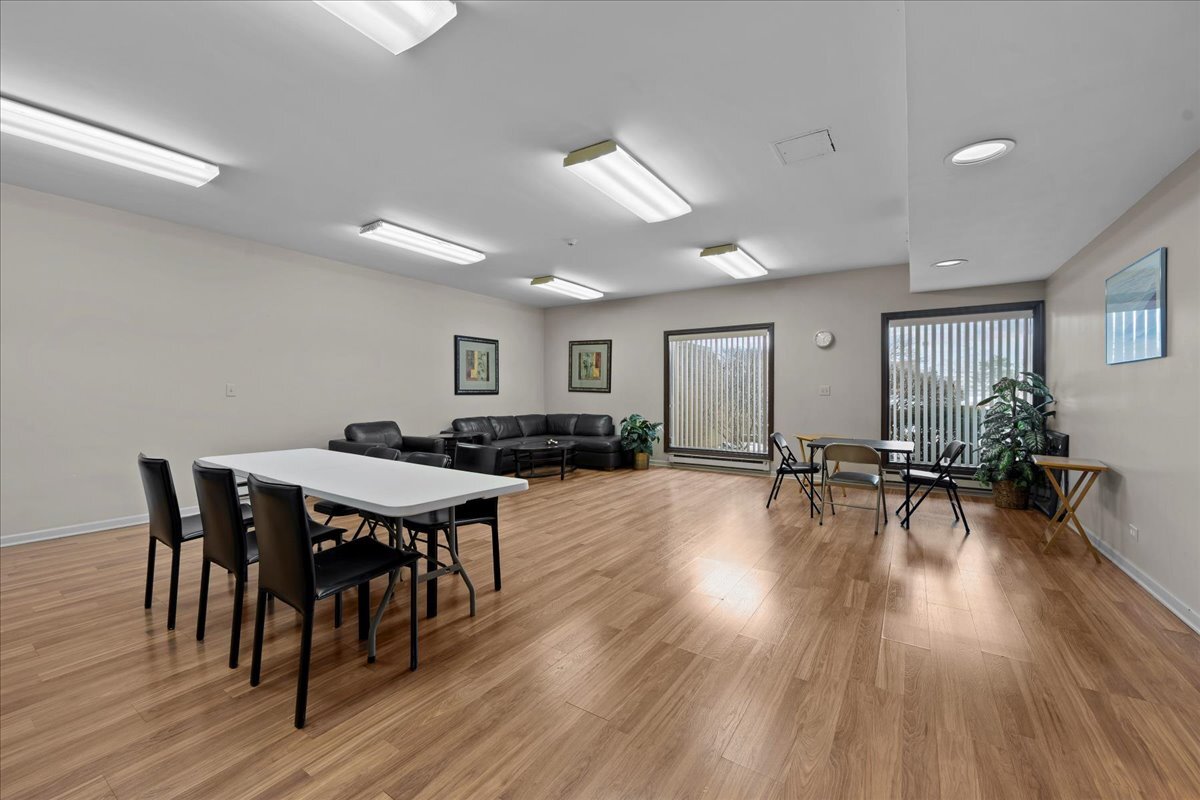 1795 Lake Cook Road 207