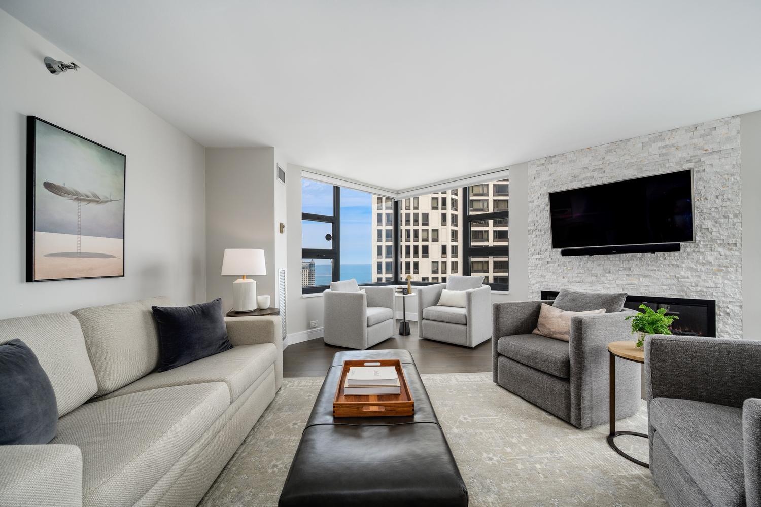 401 E ONTARIO Street 3409