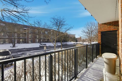 Tiny photo for 815 Leicester Road #109, Elk Grove Village, IL 60007 (MLS # 12548089)