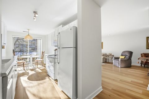 Tiny photo for 815 Leicester Road #109, Elk Grove Village, IL 60007 (MLS # 12548089)