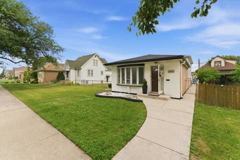 Tiny photo for 5253 S Moody Avenue, Chicago, IL 60638 (MLS # 12727973)