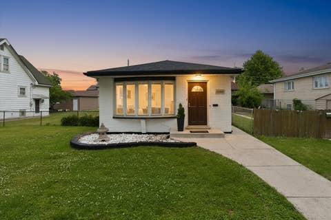 Tiny photo for 5253 S Moody Avenue, Chicago, IL 60638 (MLS # 12727973)