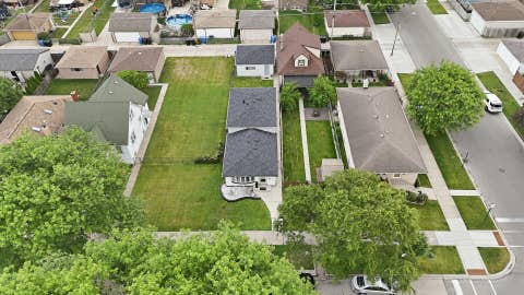 Tiny photo for 5253 S Moody Avenue, Chicago, IL 60638 (MLS # 12727973)
