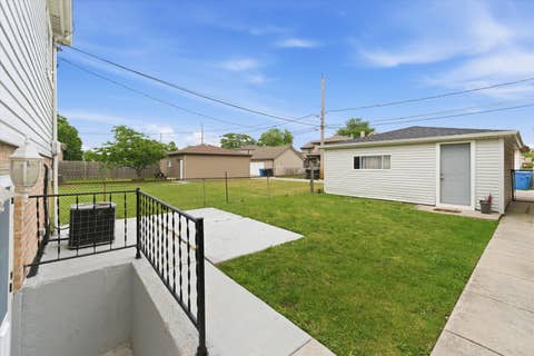 Tiny photo for 5253 S Moody Avenue, Chicago, IL 60638 (MLS # 12727973)