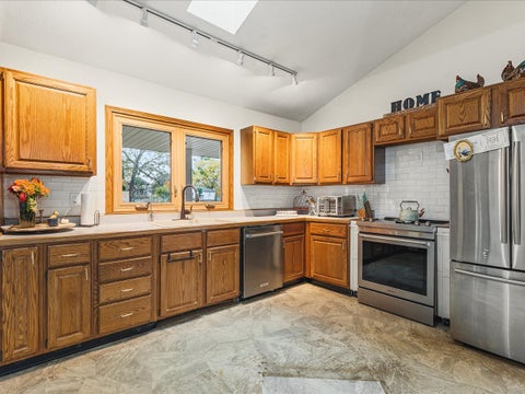 Tiny photo for 12609 Thistle Ridge Close, Roscoe, IL 61073 (MLS # 12771044)