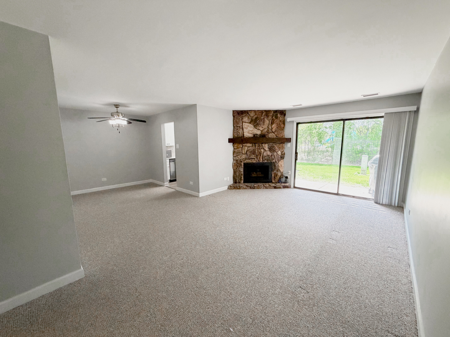 823 E Coach Road 5