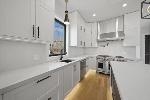Tiny photo for 2457 W Byron Street, Chicago, IL 60618 (MLS # 12567770)
