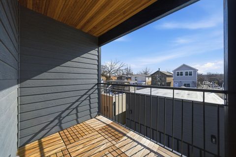 Tiny photo for 2457 W Byron Street, Chicago, IL 60618 (MLS # 12567770)