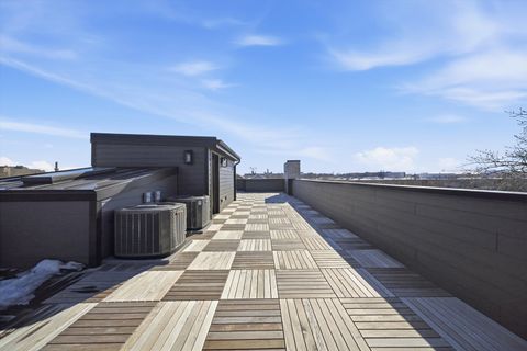 Tiny photo for 2457 W Byron Street, Chicago, IL 60618 (MLS # 12567770)