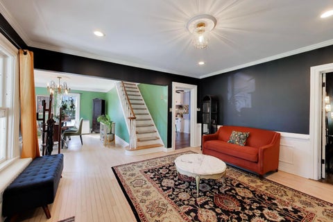 Tiny photo for 310 W Kirchhoff Road, Arlington Heights, IL 60005 (MLS # 12759792)