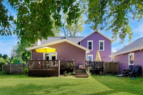 Tiny photo for 310 W Kirchhoff Road, Arlington Heights, IL 60005 (MLS # 12759792)