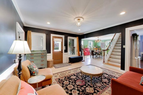 Tiny photo for 310 W Kirchhoff Road, Arlington Heights, IL 60005 (MLS # 12759792)