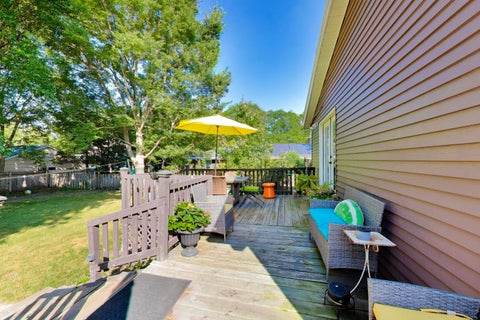 Tiny photo for 310 W Kirchhoff Road, Arlington Heights, IL 60005 (MLS # 12759792)