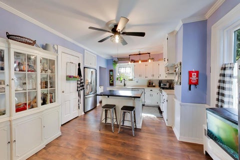 Tiny photo for 310 W Kirchhoff Road, Arlington Heights, IL 60005 (MLS # 12759792)