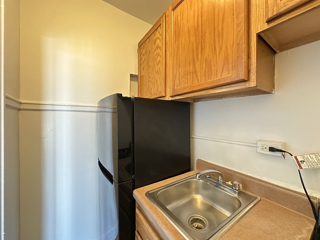 434 W Wellington Avenue 611