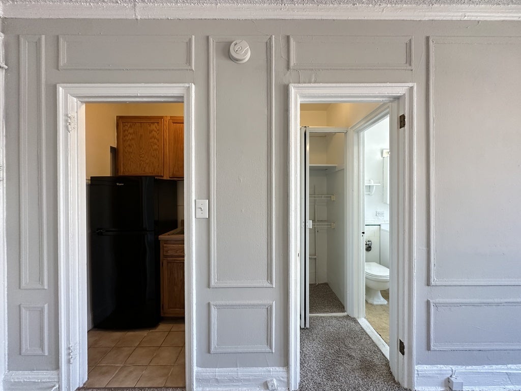 434 W Wellington Avenue 611
