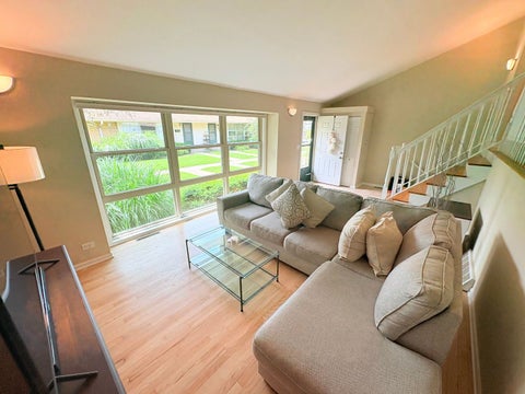 Tiny photo for 922 N Milwaukee Avenue #C, Libertyville, IL 60048 (MLS # 12729041)
