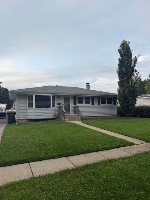 Photo of 48 W Wagner Drive, Cary, IL 60013 (MLS # 12729591)