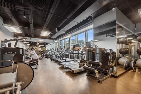 Tiny photo for 500 W SUPERIOR Street #1513, Chicago, IL 60654 (MLS # 12575863)