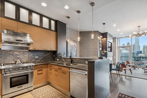 Tiny photo for 500 W SUPERIOR Street #1513, Chicago, IL 60654 (MLS # 12575863)