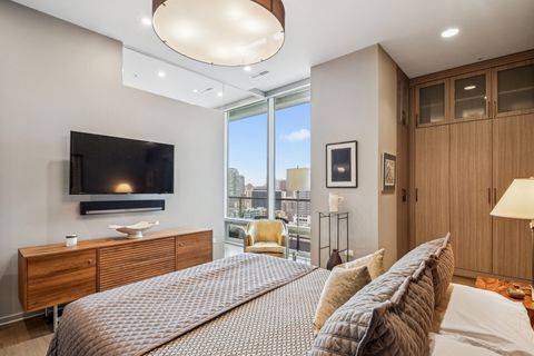 Tiny photo for 500 W SUPERIOR Street #1513, Chicago, IL 60654 (MLS # 12575863)