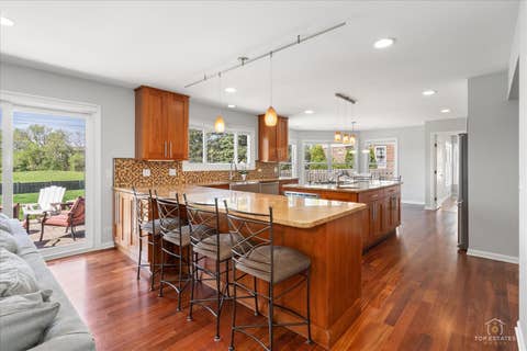 Tiny photo for 2116 Birchwood Lane, Buffalo Grove, IL 60089 (MLS # 12655114)
