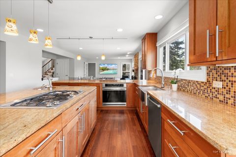 Tiny photo for 2116 Birchwood Lane, Buffalo Grove, IL 60089 (MLS # 12655114)