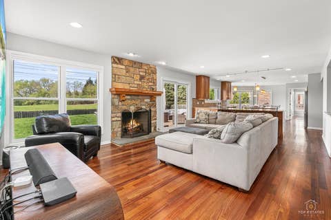 Tiny photo for 2116 Birchwood Lane, Buffalo Grove, IL 60089 (MLS # 12655114)