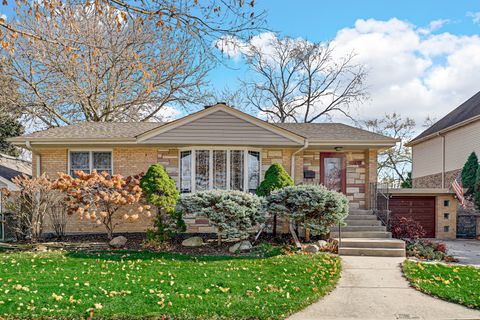 A home in Evergreen Park