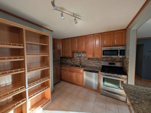 Tiny photo for 5348 Waterbury Drive #1905, Crestwood, IL 60418 (MLS # 12797314)