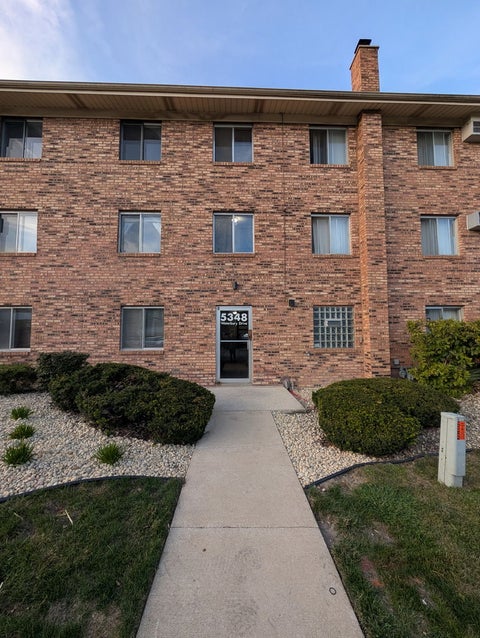 Tiny photo for 5348 Waterbury Drive #1905, Crestwood, IL 60418 (MLS # 12797314)