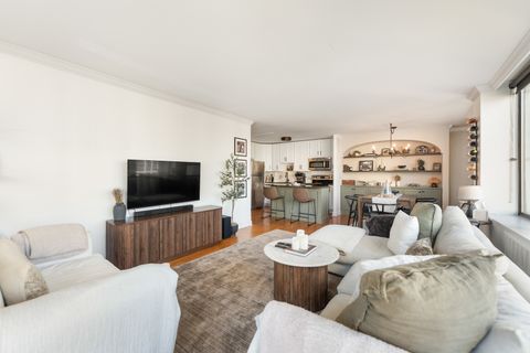 Tiny photo for 1455 N SANDBURG Terrace #608, Chicago, IL 60610 (MLS # 12543972)